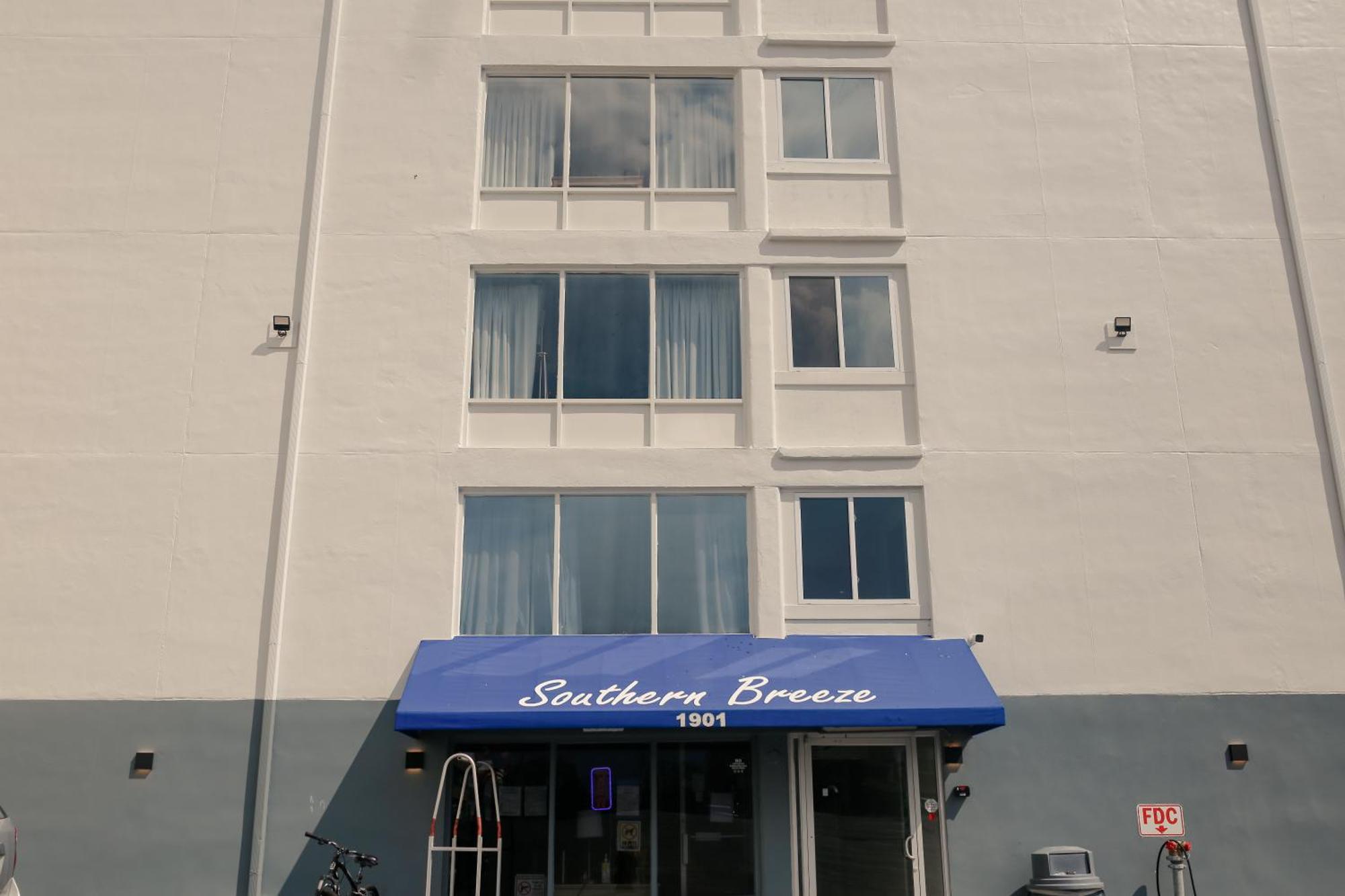 Southern Breeze Ocean Front Hotel Myrtle Beach Eksteriør billede