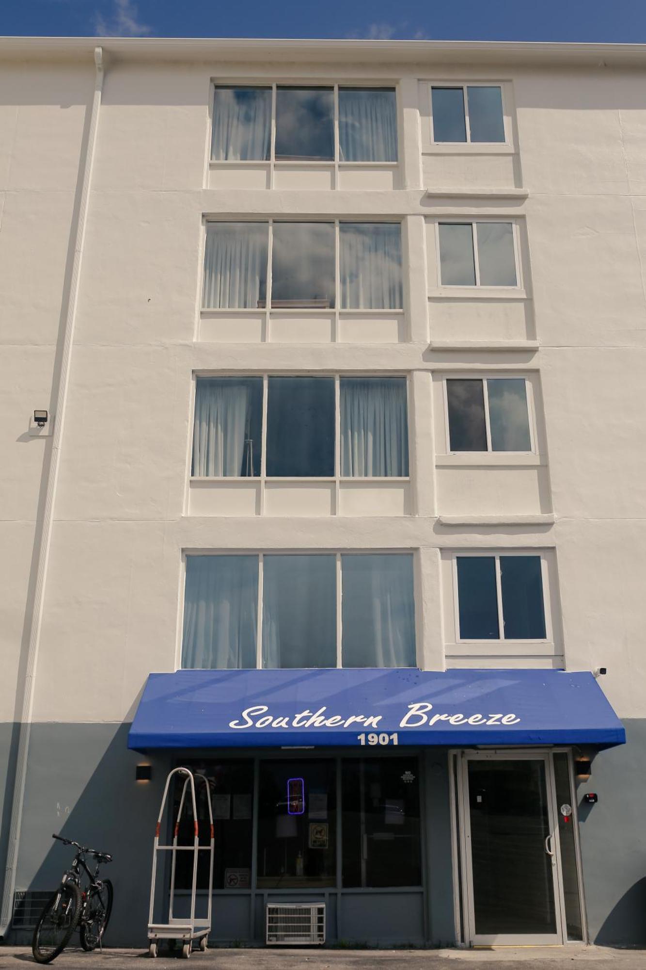 Southern Breeze Ocean Front Hotel Myrtle Beach Eksteriør billede