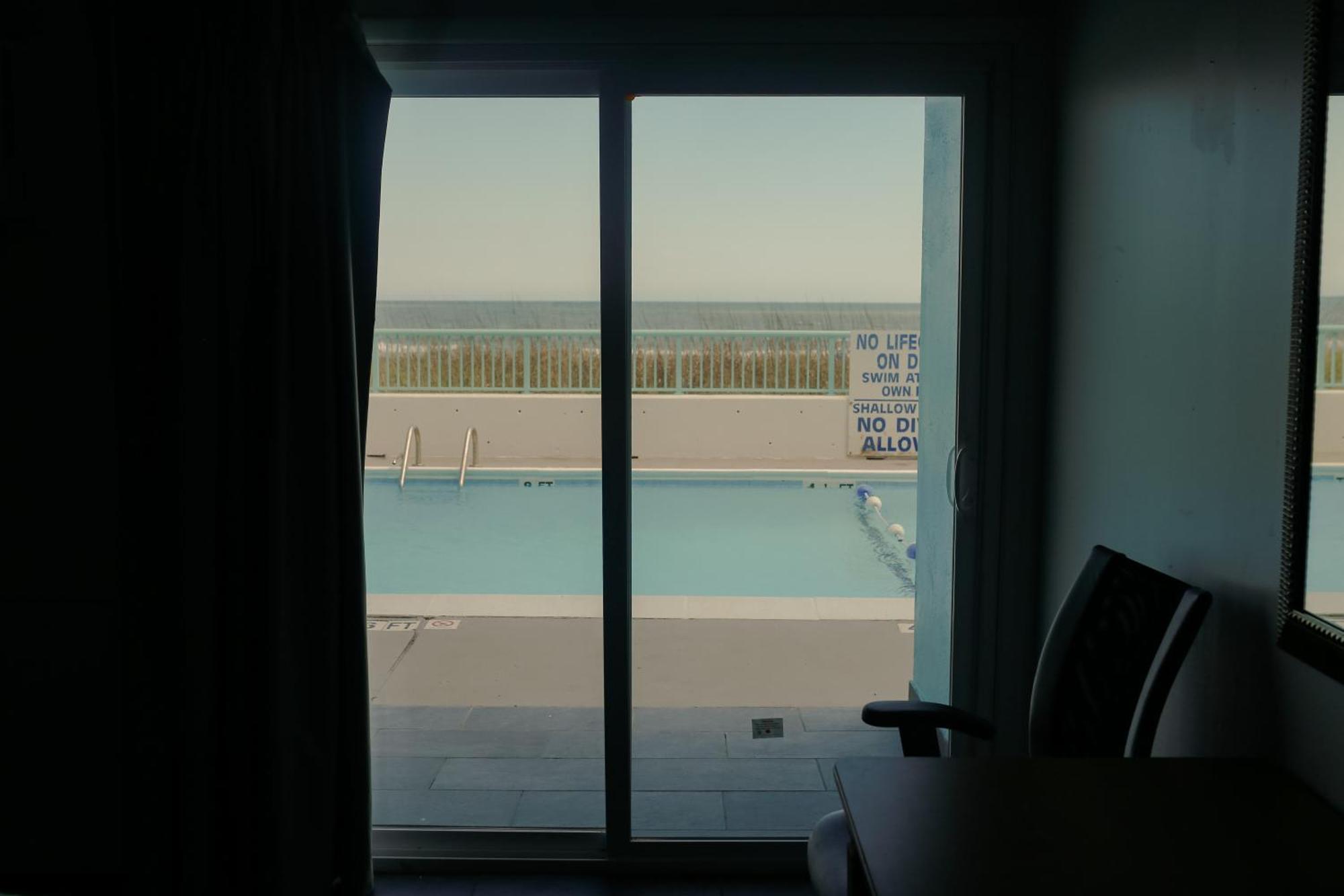 Southern Breeze Ocean Front Hotel Myrtle Beach Eksteriør billede